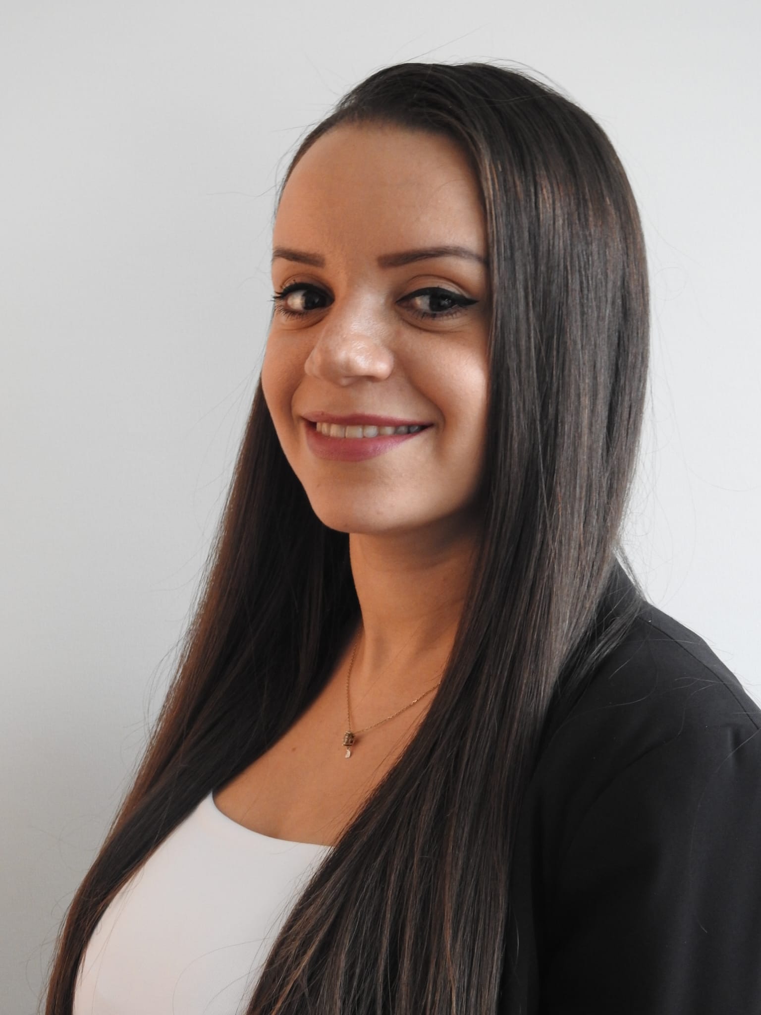 Dilek - Inhaberin von Zara Beauty